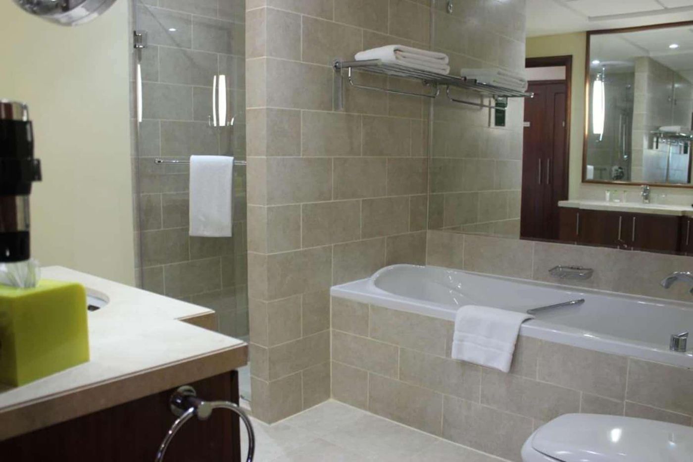 Ramada-by-Wyndham-Downtown-Dubai-Room-53