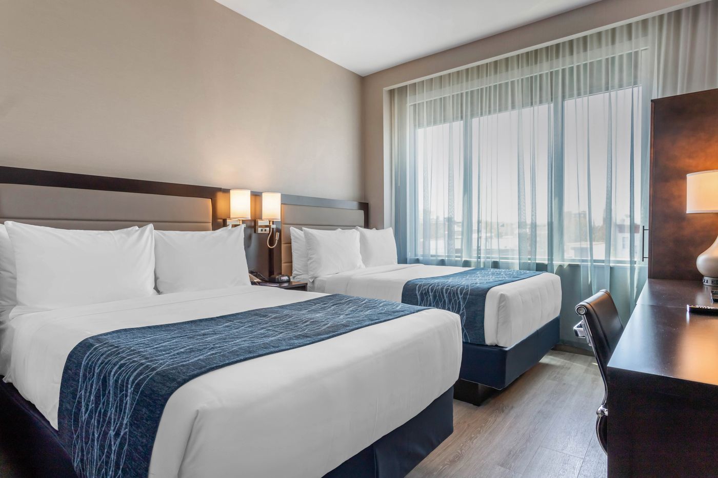 Comfort-Inn-Prospect-Park-Brooklyn-Room-22