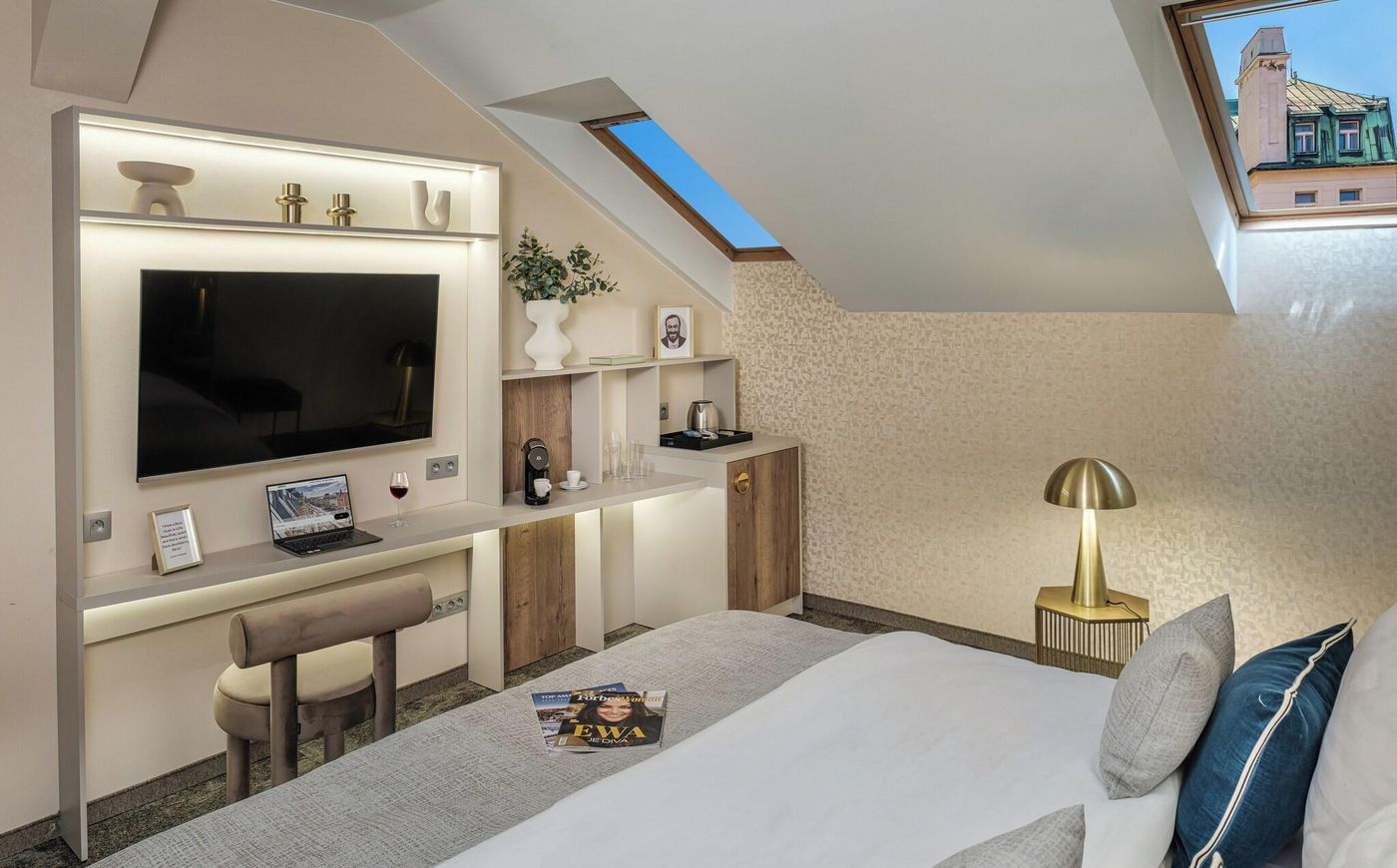 Hotel-Maestro-Room-18