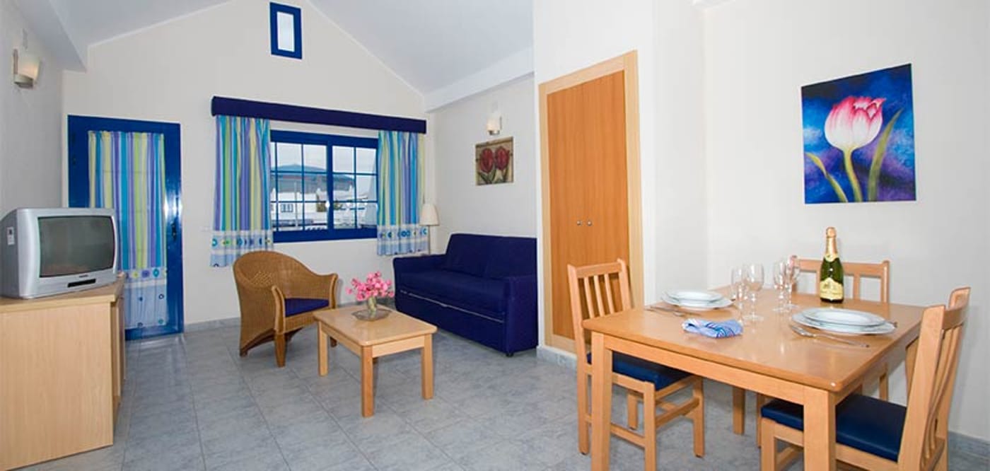 Cinco-Plazas-Room-19