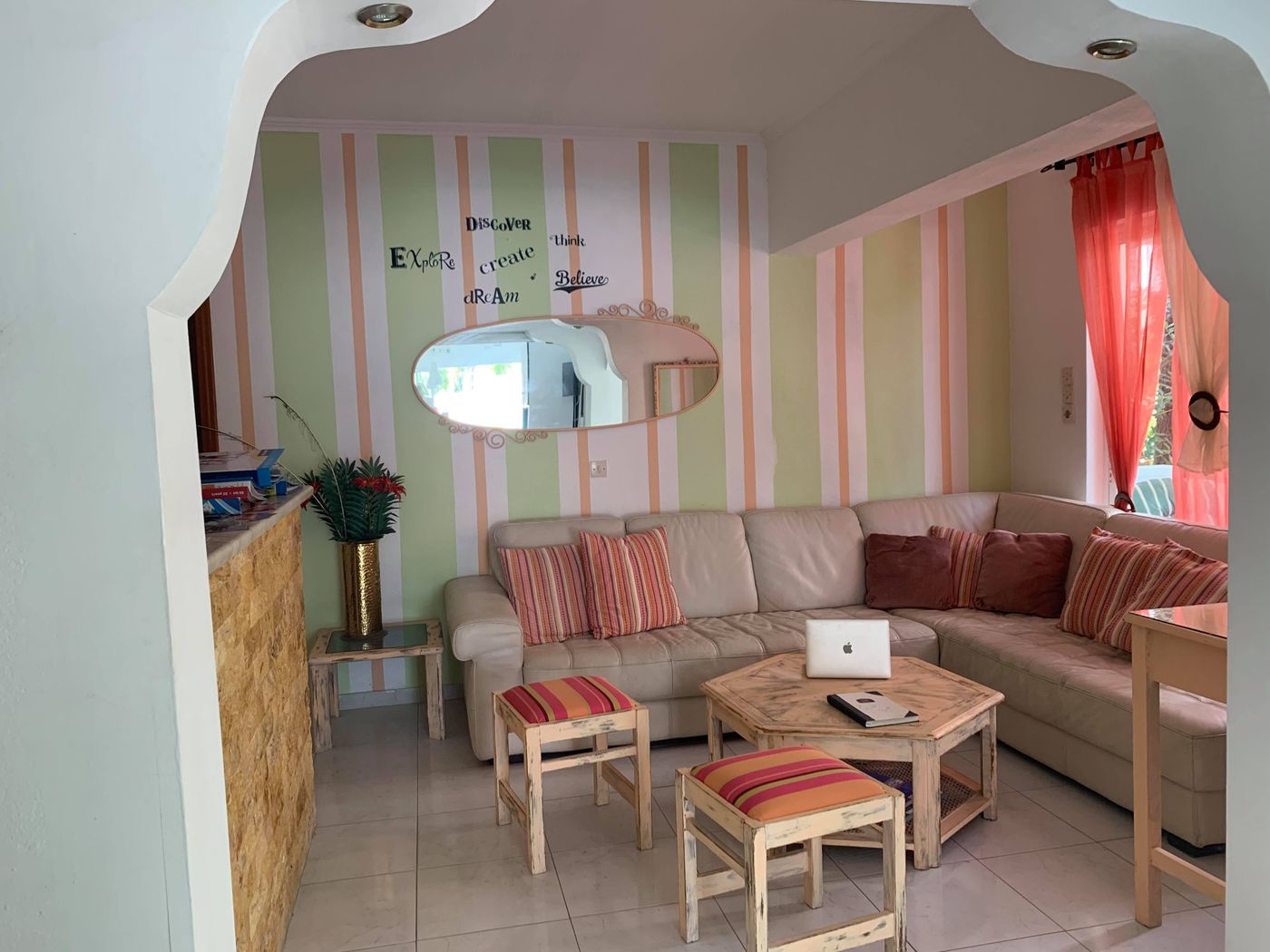 White-Palace-Studios-Lobby-15