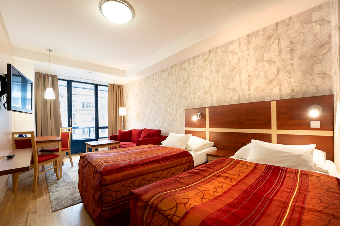 EA-Hotel-Julis-Room-28