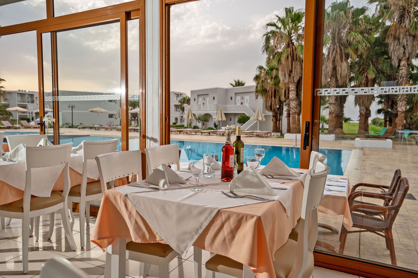 Delfina-beach-Restaurant-15