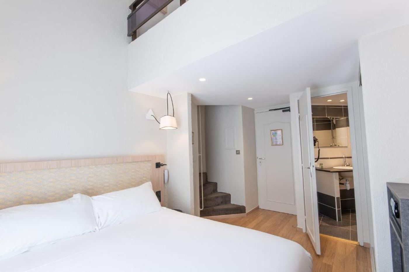 Hotel-Vendome-Room-36