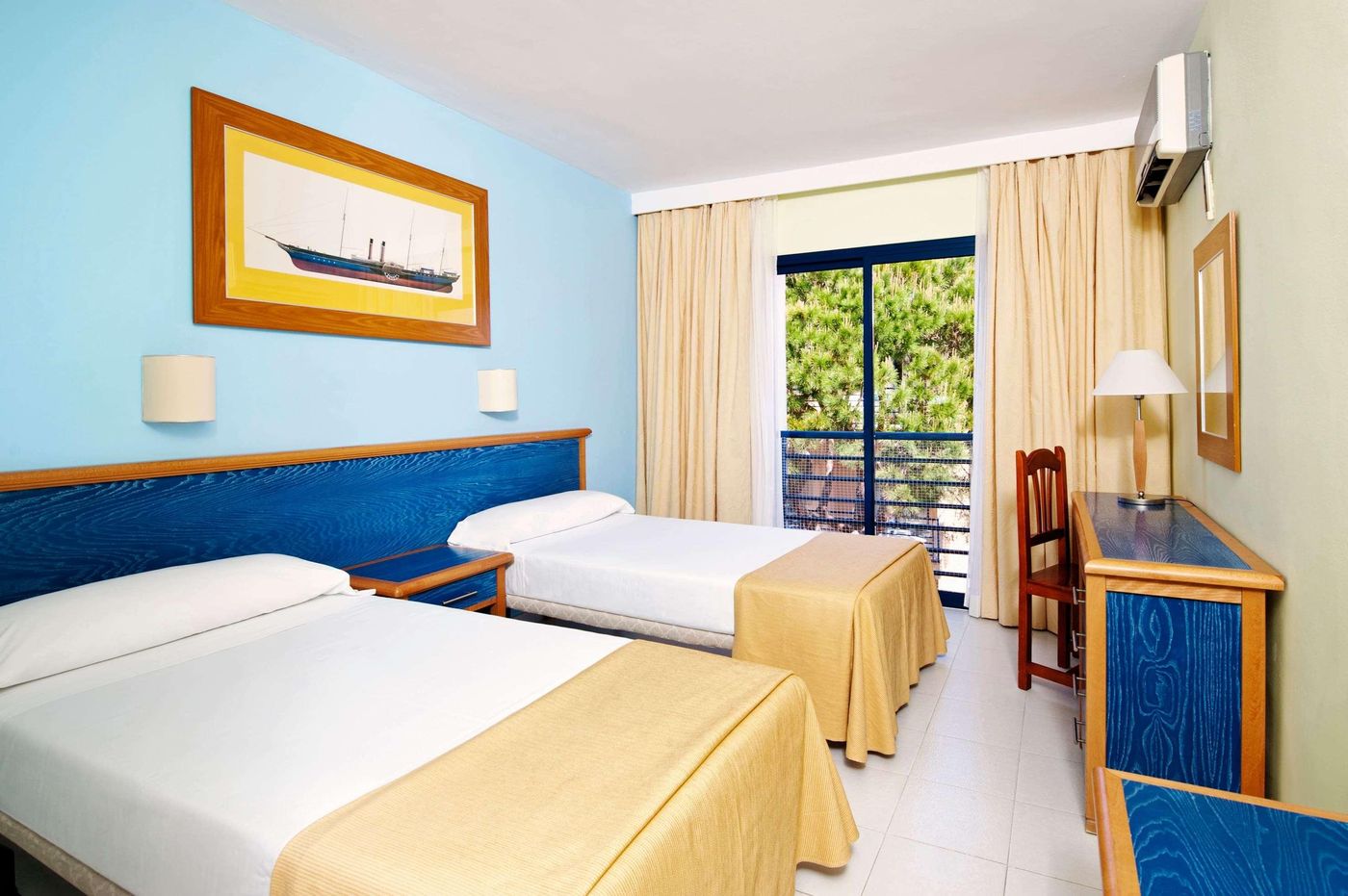 Sol-Sancti-Petri-Apartamentos-Room-41