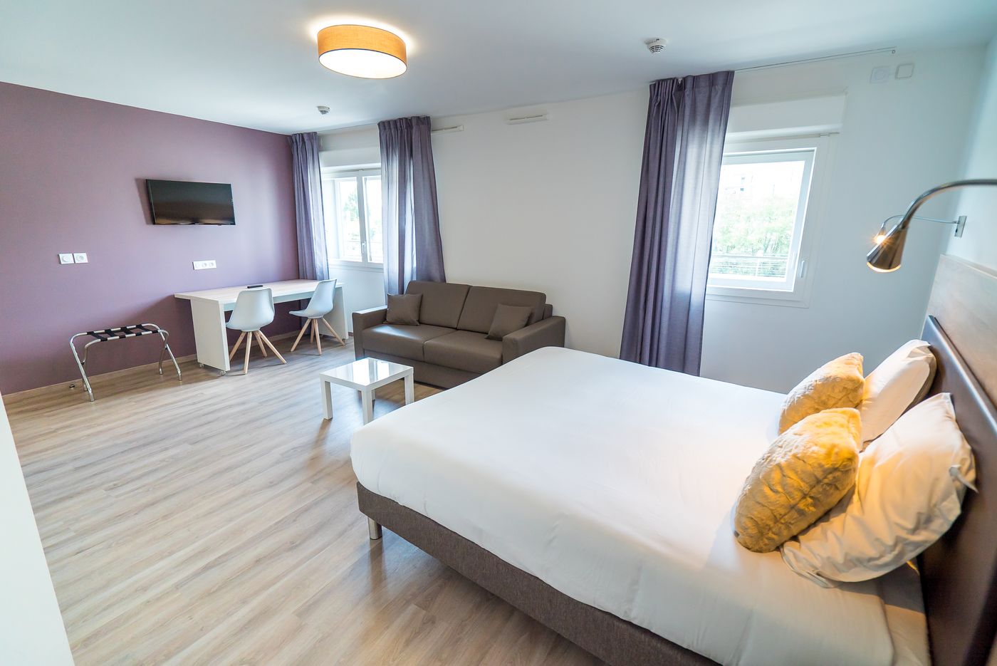 All-Suites-Choisy-Le-Roi-Room-17