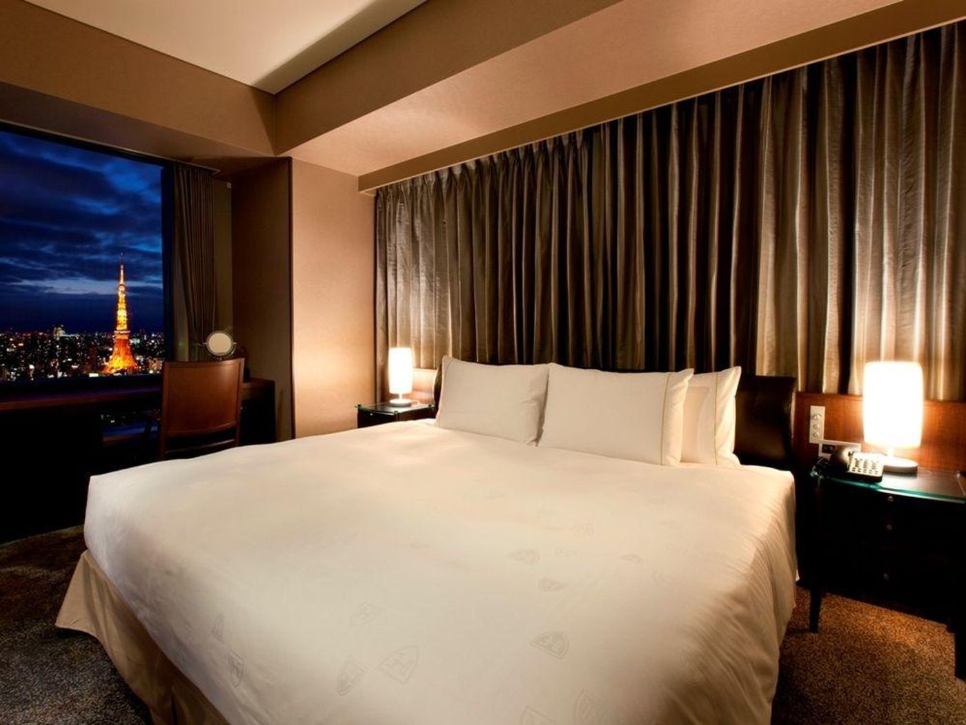 Royal Park Shiodome Tower-Japan-Minato Ku-General view-9