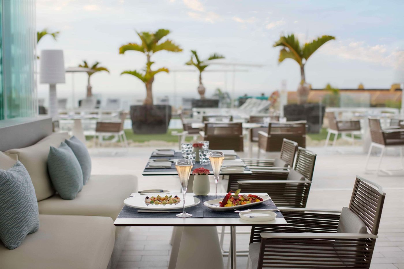 Royal-Hideaway-Corales-Beach---Adults-Only--part-of-Barcel---Hotel-Group-Restaurant-22