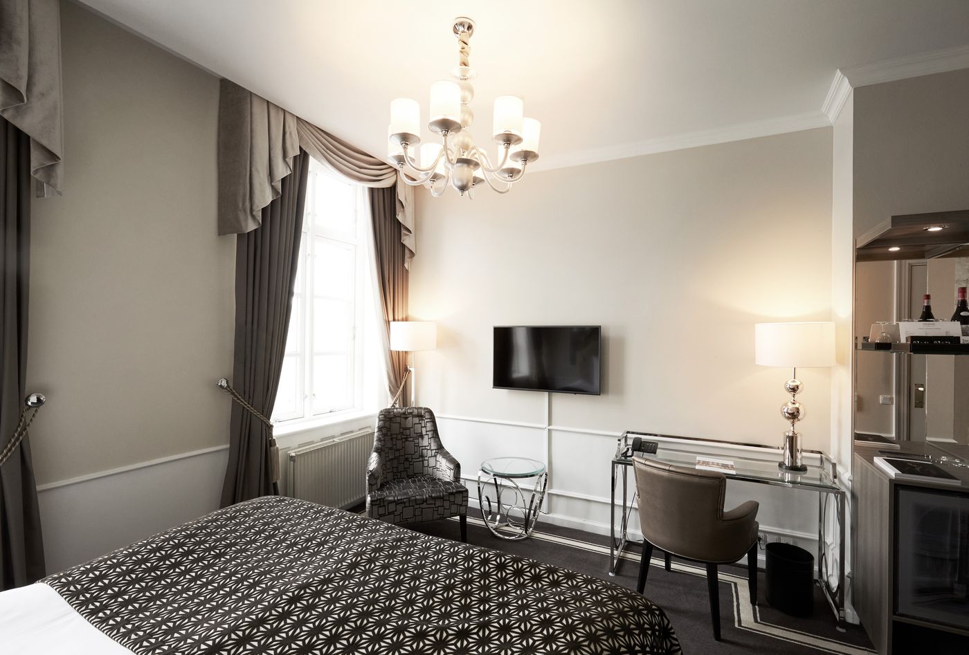 Phoenix - Denmark - Kobenhavn K - Room - 5