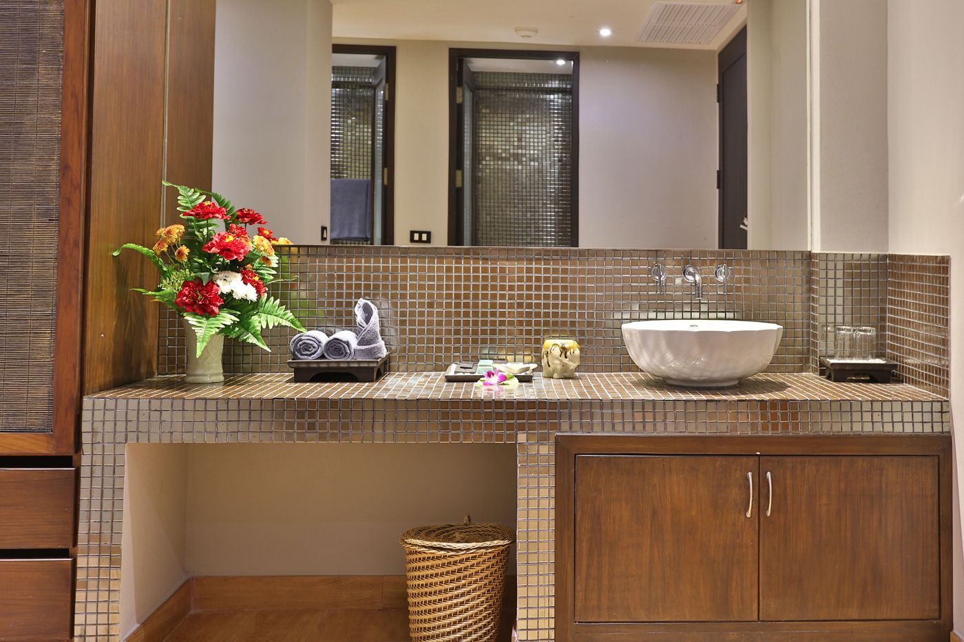 Ayara-Kamala-Resort---Spa-Room-37