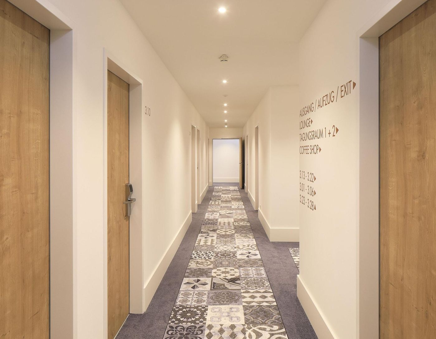 Coffee Fellows Hotel Dortmund-Germany-DORTMUND-Lobby-5