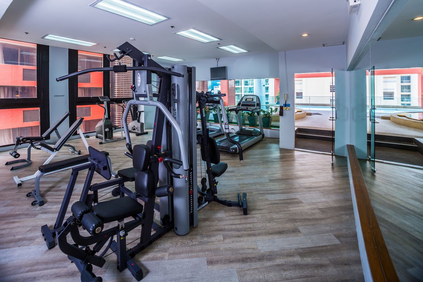 Bandara-Suites-Silom-Sports-and-Entertainment-32