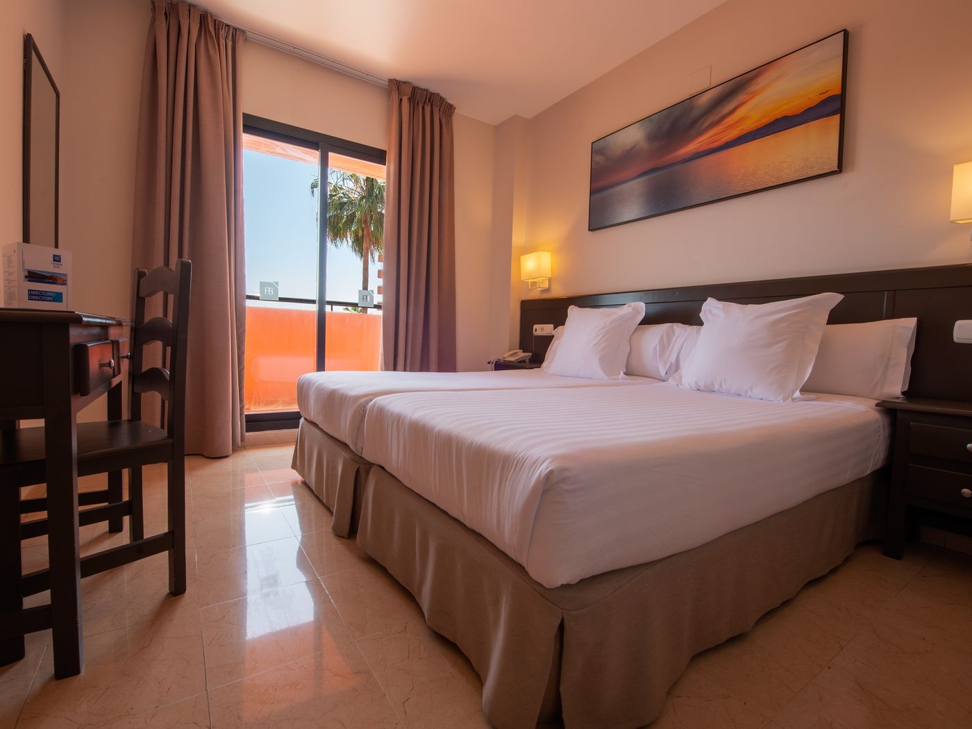 Fuengirola-Beach-Room-16