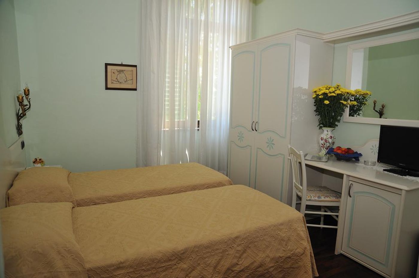 Savona-Room-4