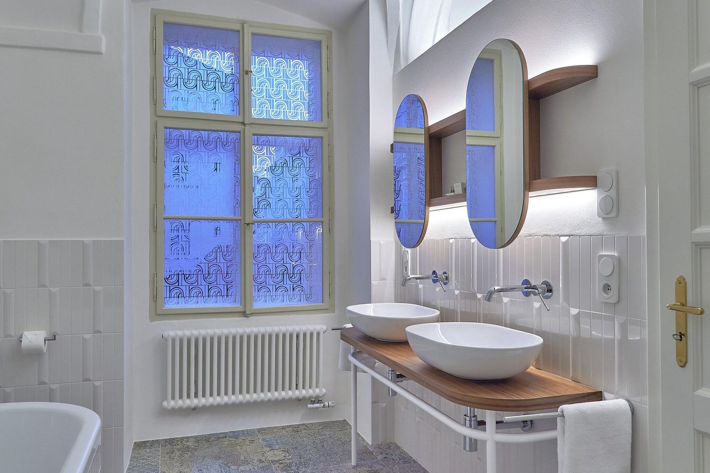 U-Tri-Pstrosu-Room-44