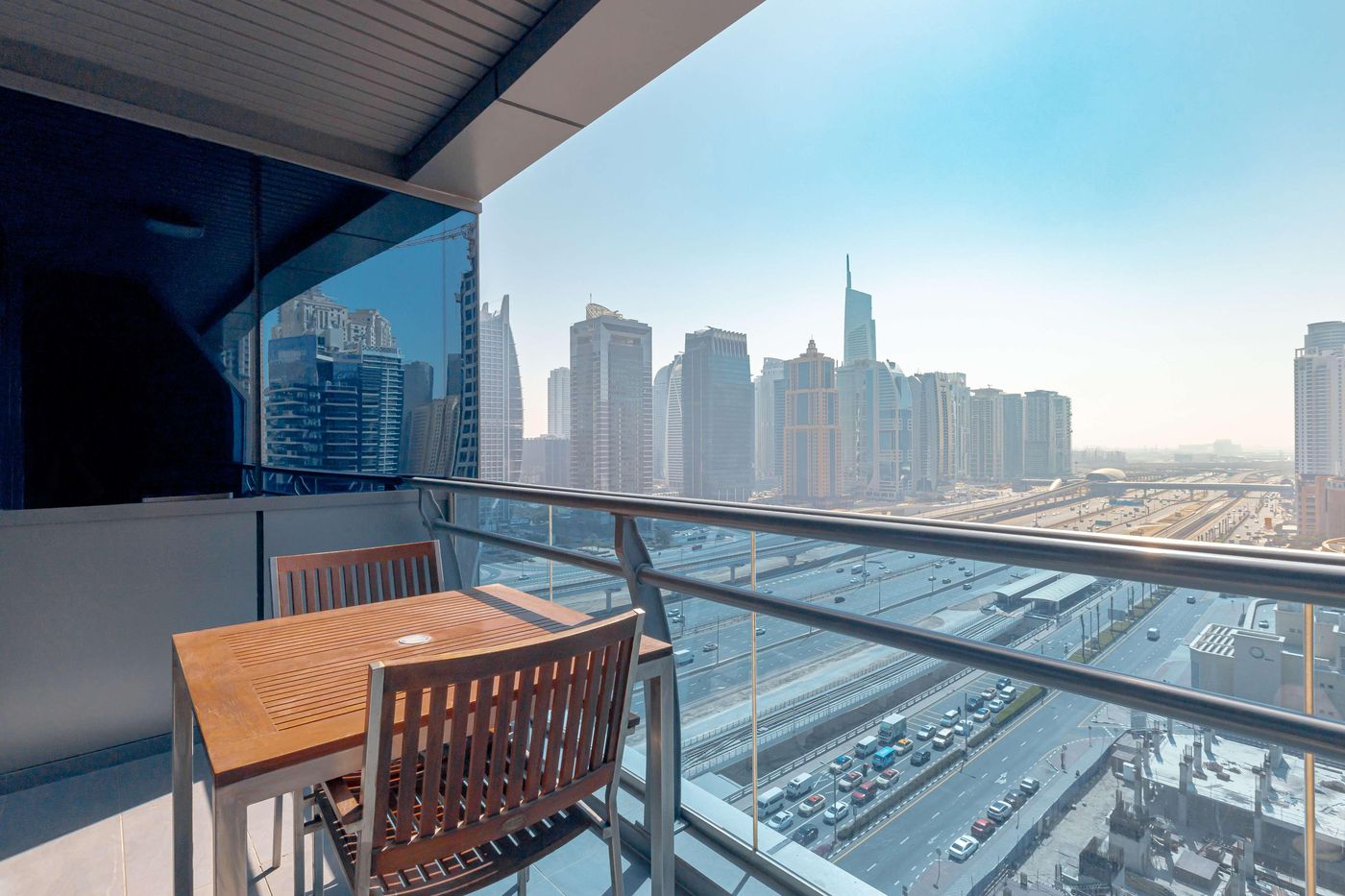 Radisson-Blu-Residence-Dubai-Marina-Room-2