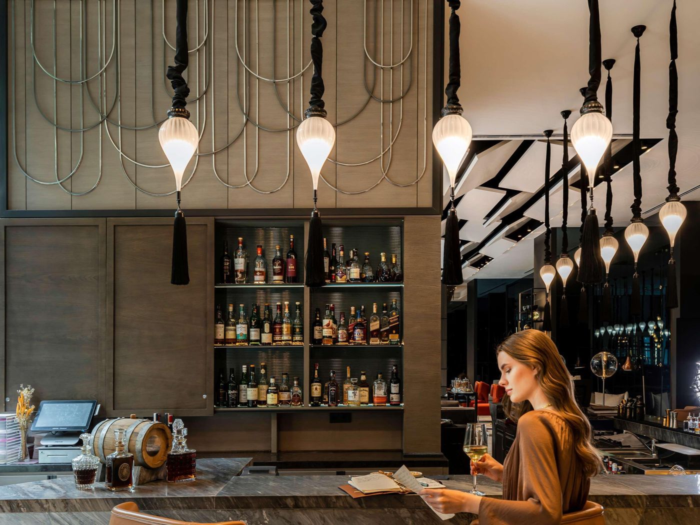 Fairmont-Quasar-Istanbul-Bar-16