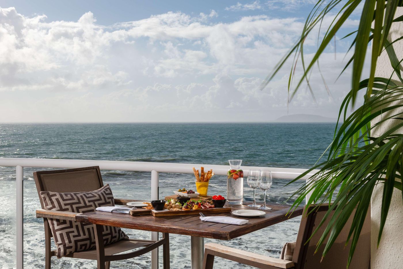 Radisson-Blu-Hotel-Waterfront-General-view-67