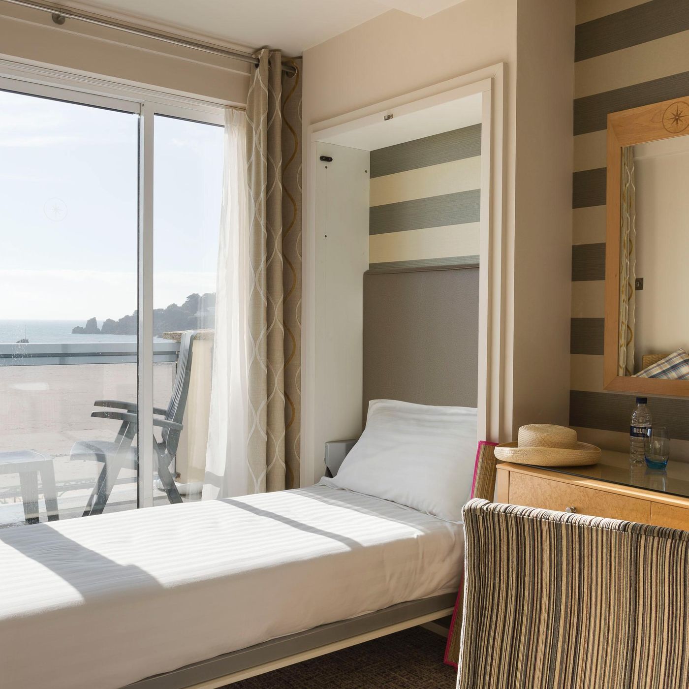 Golden-Sands-Room-20