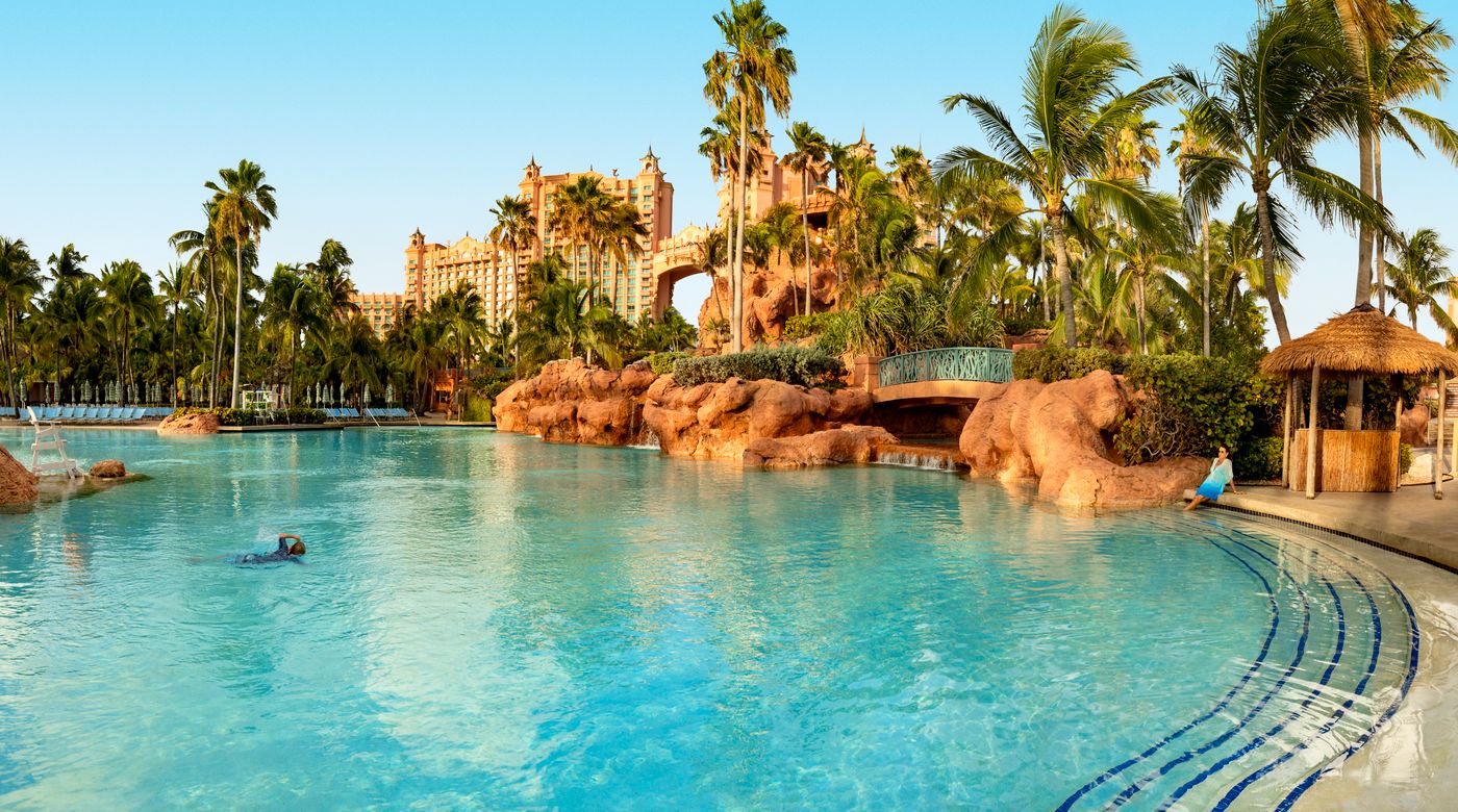 The-Royal-at-Atlantis-Pool-2
