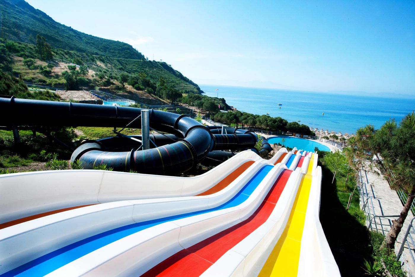 Aria-Claros-Beach---Spa-Resort-Sports-and-Entertainment-11