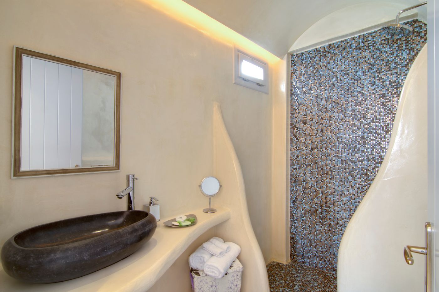 Santorini-Secret-Premium-Room-23