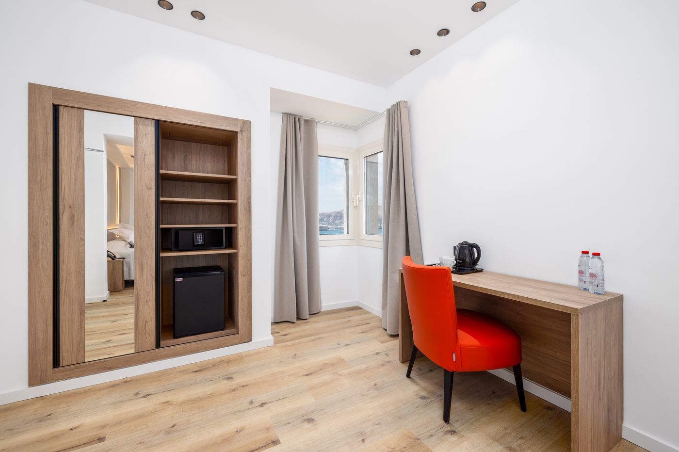 Ohtels-Gran-Hotel-Almeria-Room-19