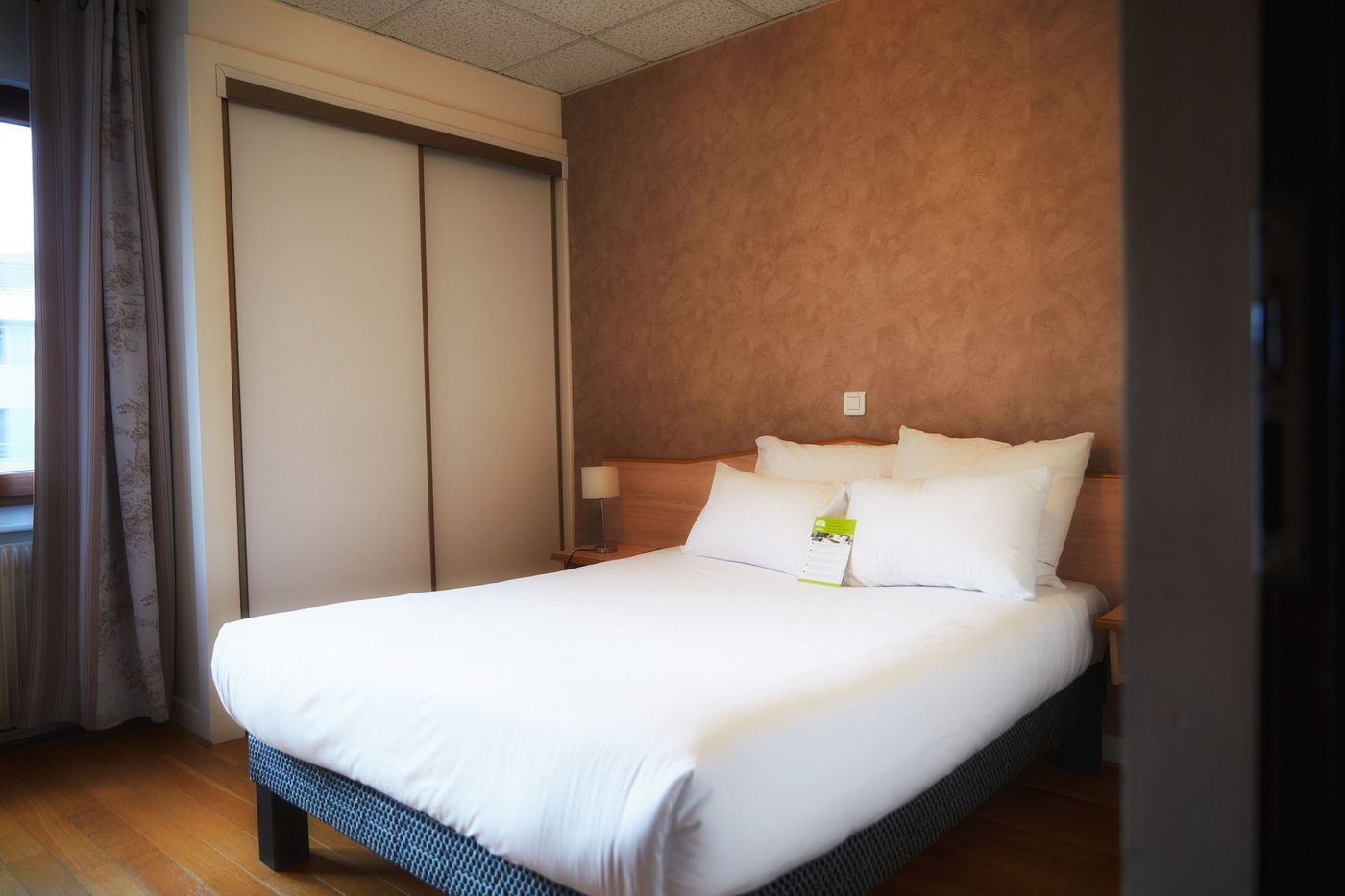 Le Divona-France-Divonne-les-Bains-Room-8