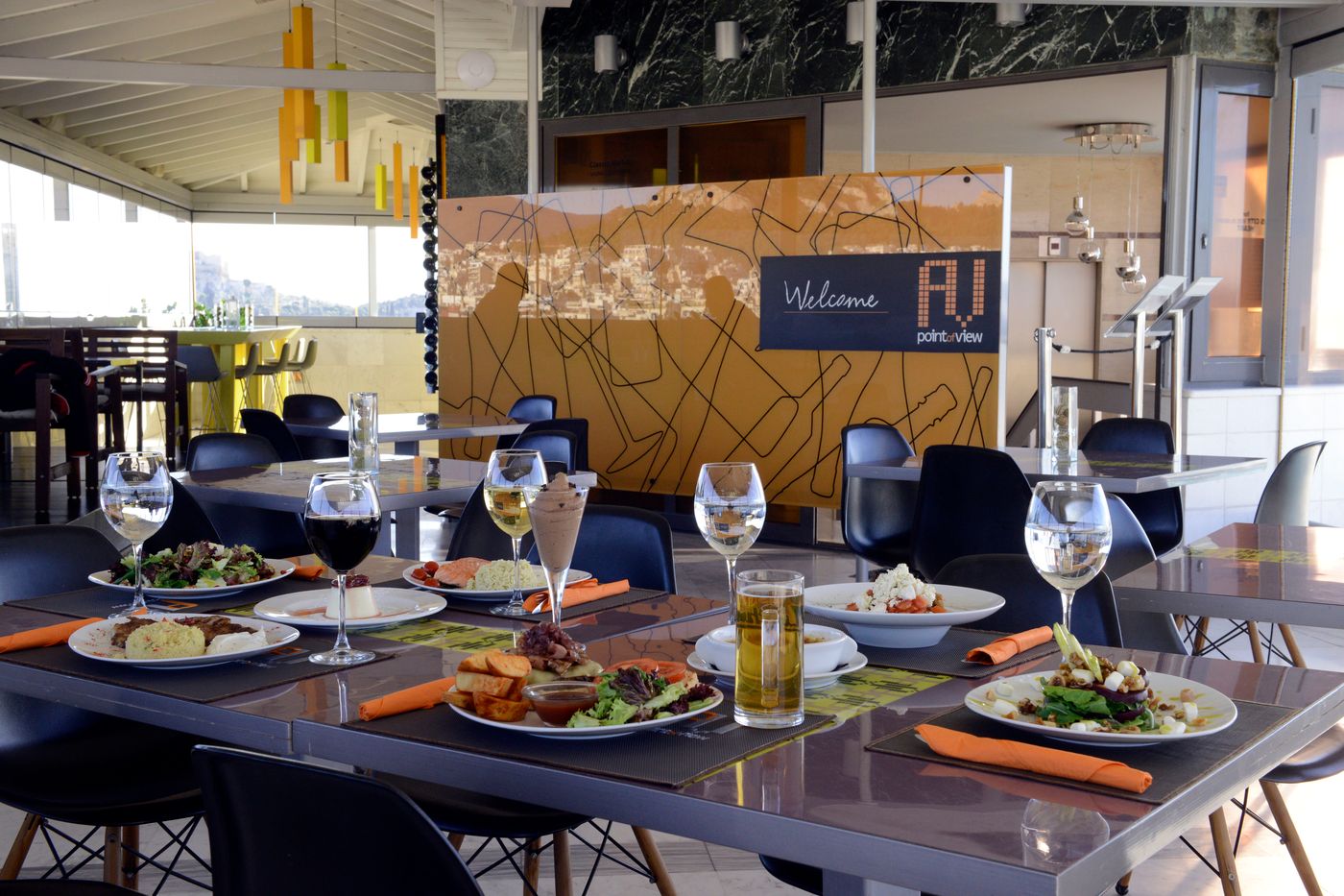 Dorian-Inn--Sure-Hotel-Collection-by-Best-Western-Restaurant-48