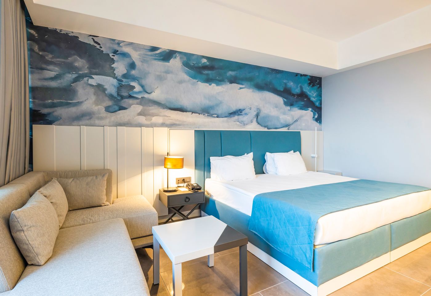 Crystal-Centro-Room-21