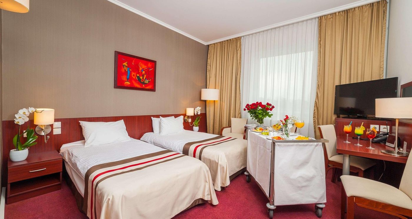 Premier-Krakow-Hotel-Room-6