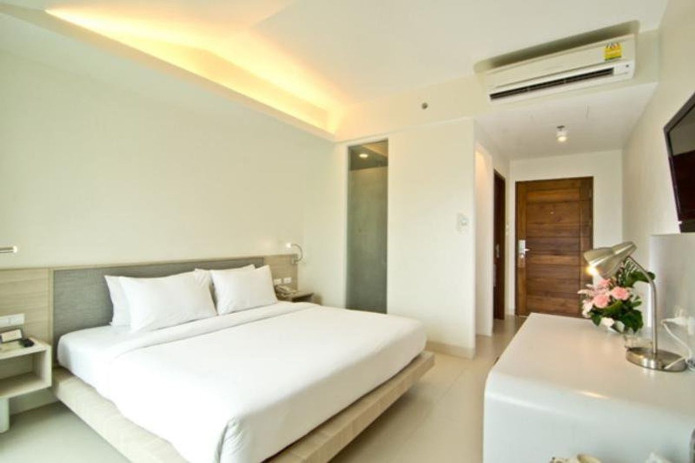 Sunshine Hotel & Residences-Thailand-Chonburi-Room-5