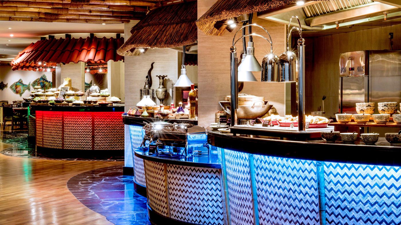 Hotel-Crowne-Plaza-Deira-Restaurant-46