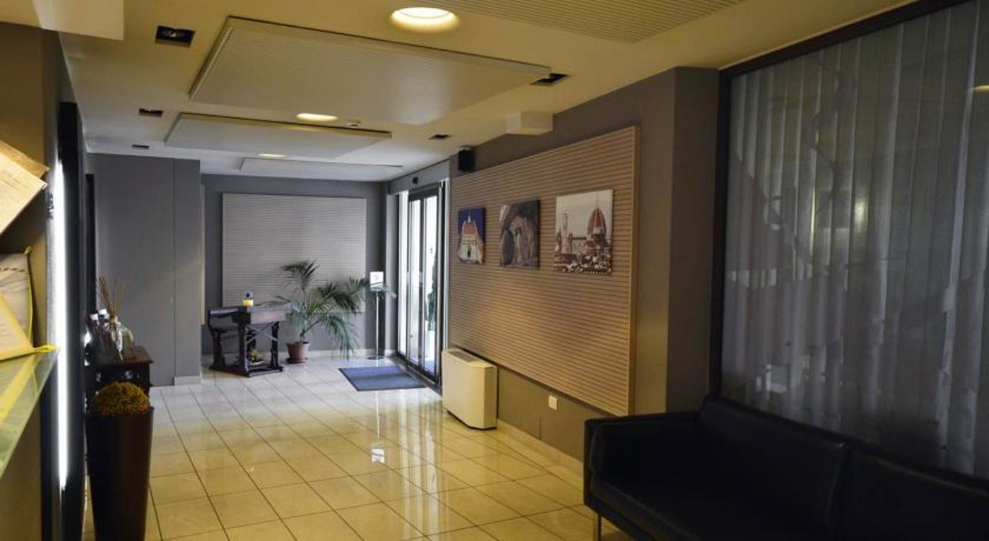 Quadra-Key-Residence-Lobby-7