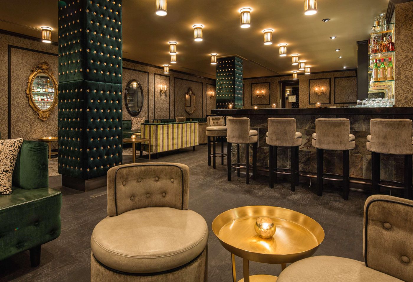 Dream-Midtown-Lobby-16