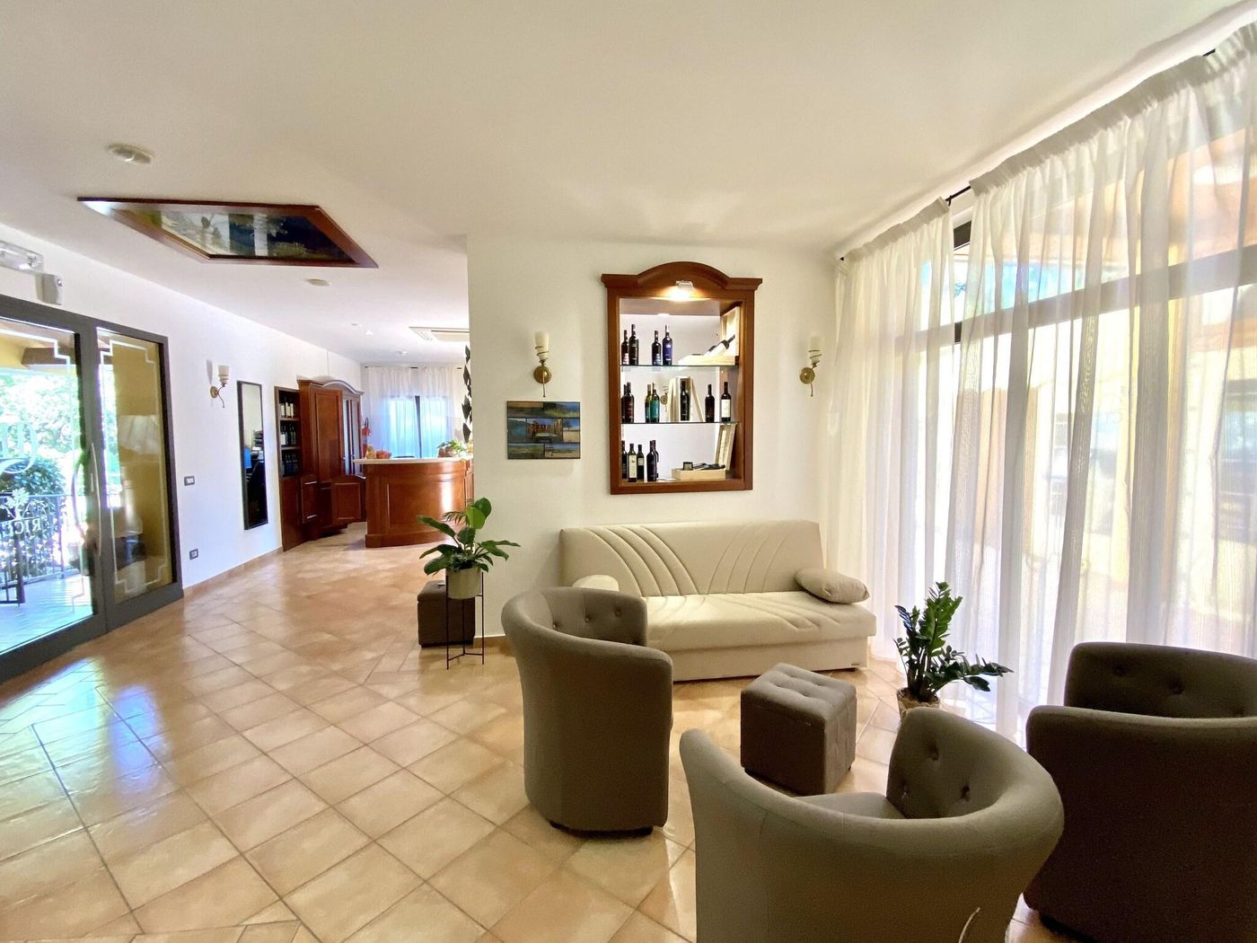 Hotel Le Querciolaie dei Ricci-Italy-Orbetello-Lobby-6