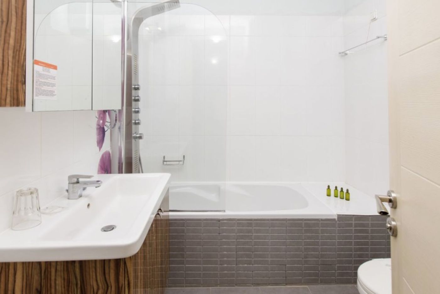 Sovereign-Beach-Hotel-Room-36