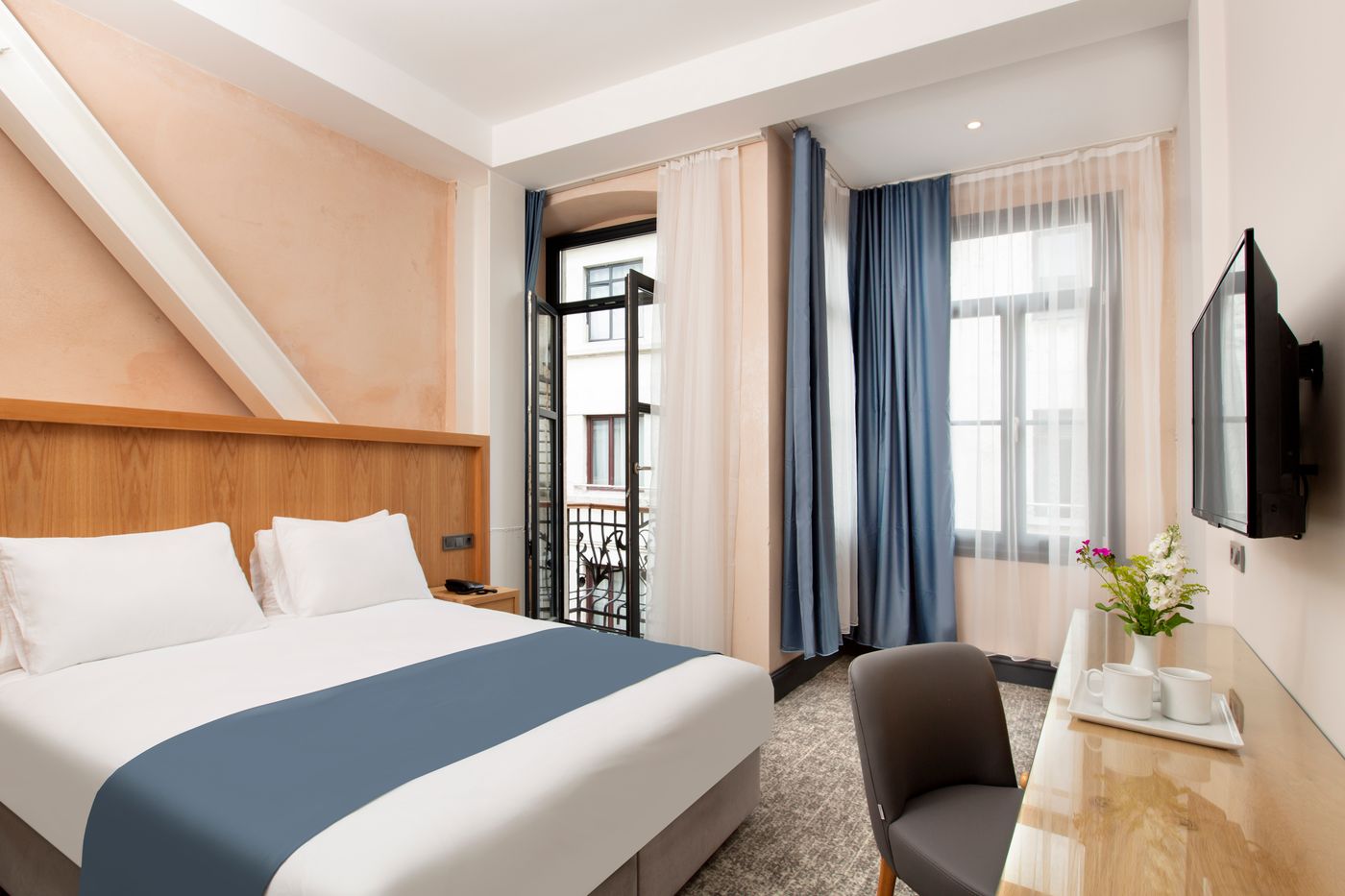 Premist-Hotel-Taksim-Room-6