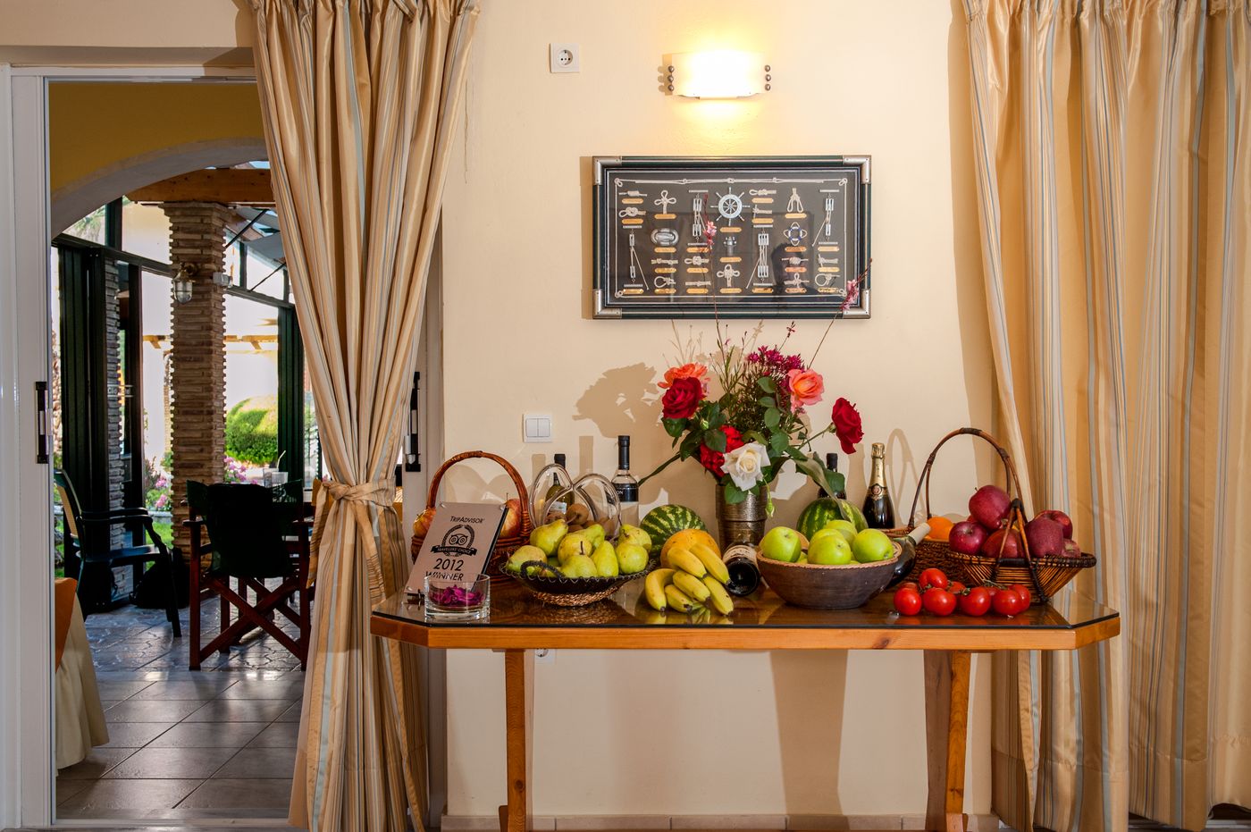 Clio-Aparthotel-Lobby-39