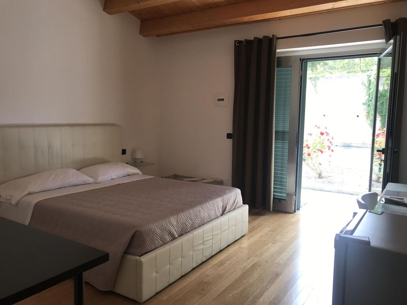 Oasi-Del-Vetoio-Room-9