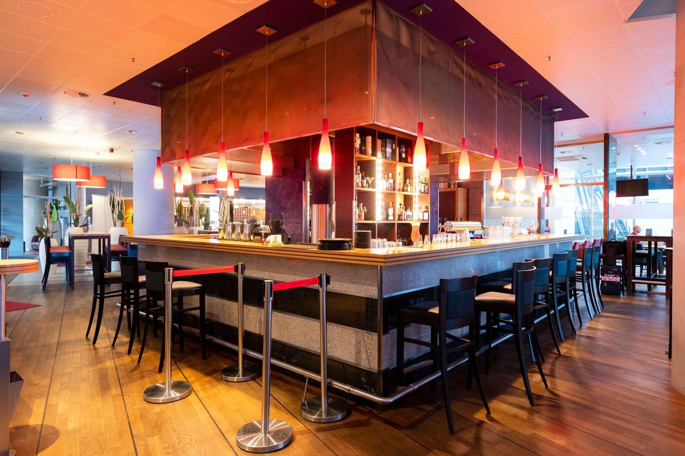 Kongresshotel-Potsdam-am-Templiner-See-Bar-5