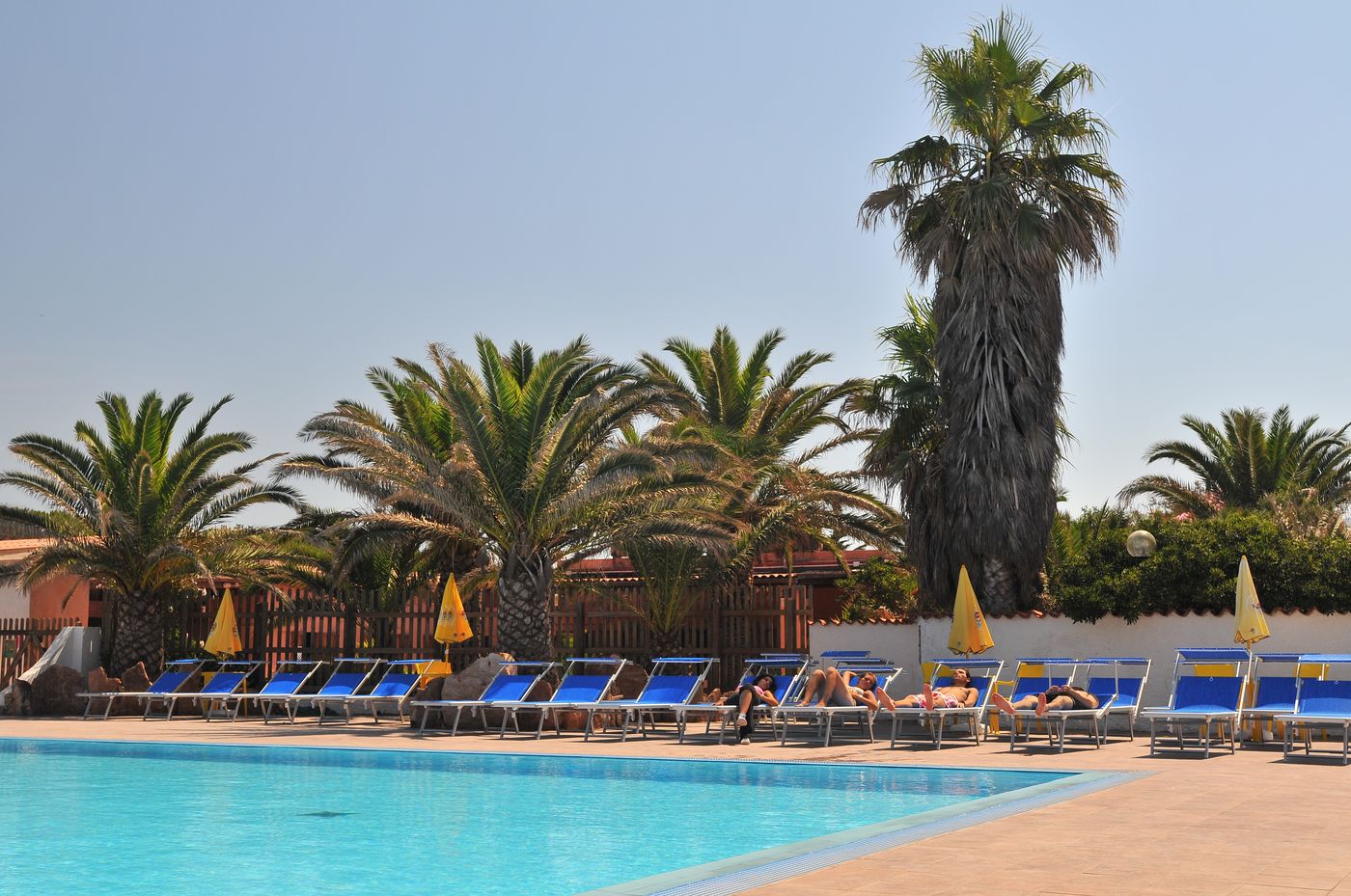 Torre-Del-Porticciolo-Camping---Village---Gampling-Pool-5