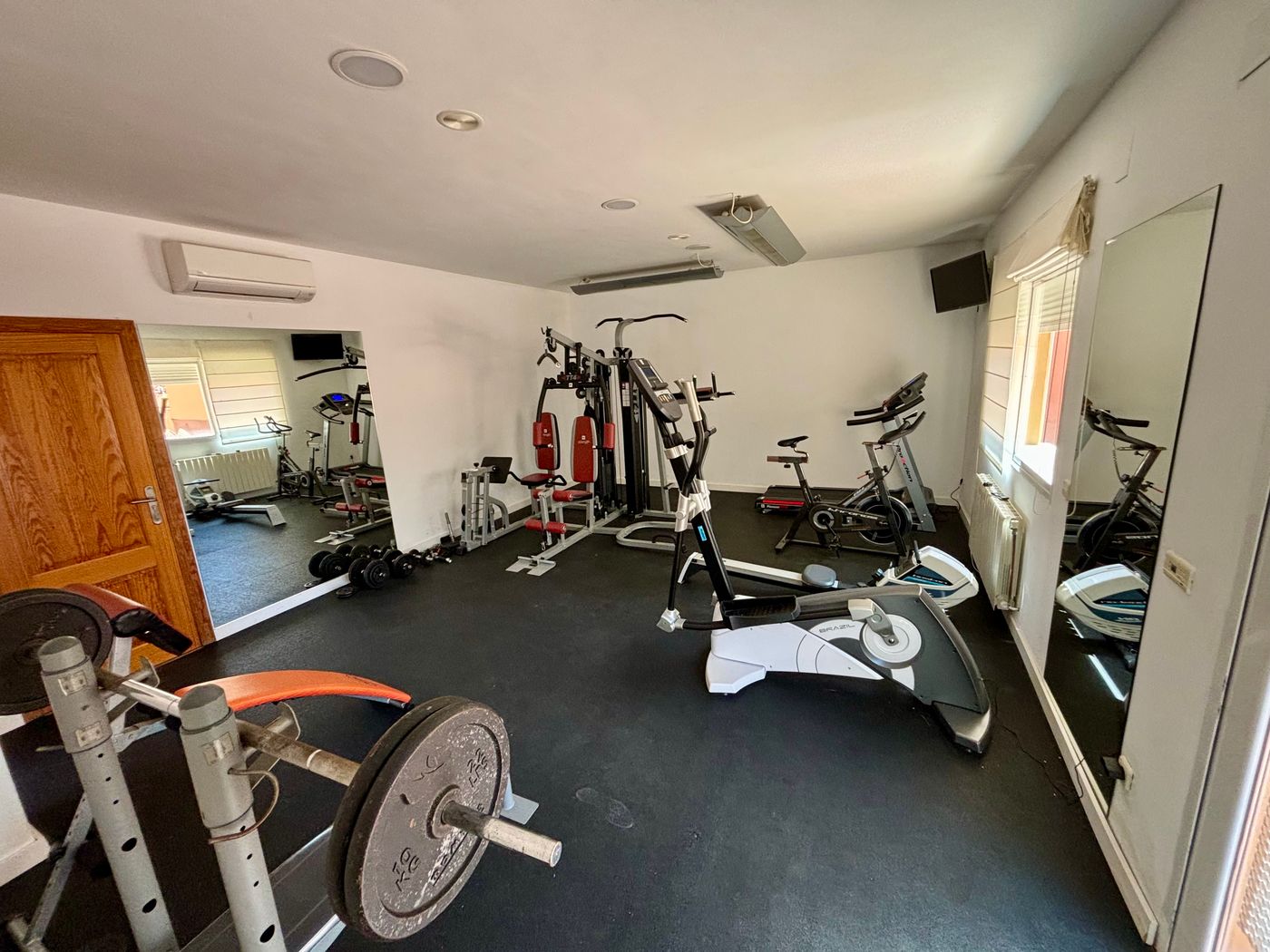 Pinosol-Sports-and-Entertainment-38