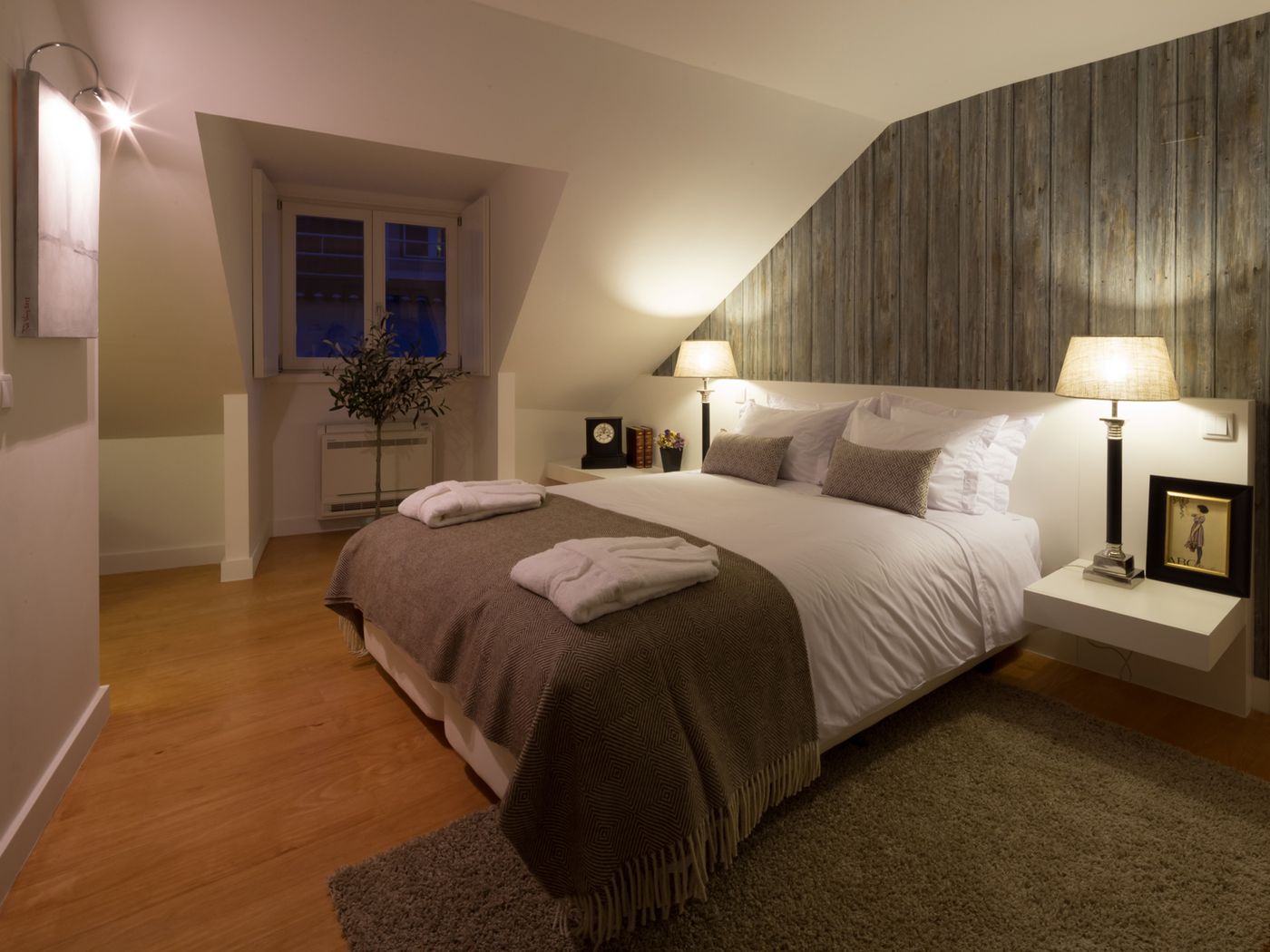 Dear-Lisbon-Charming-House-Room-24