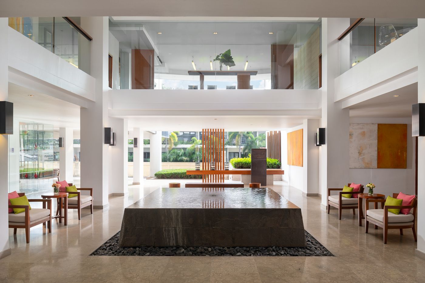 Woodlands Suites Serviced Residences-Thailand-PATTAYA-Lobby-7