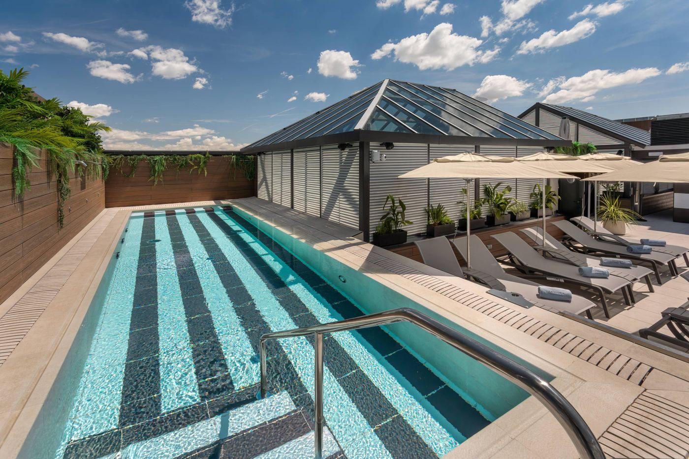 Senator-Gran-V----a-70-Spa-Pool-64