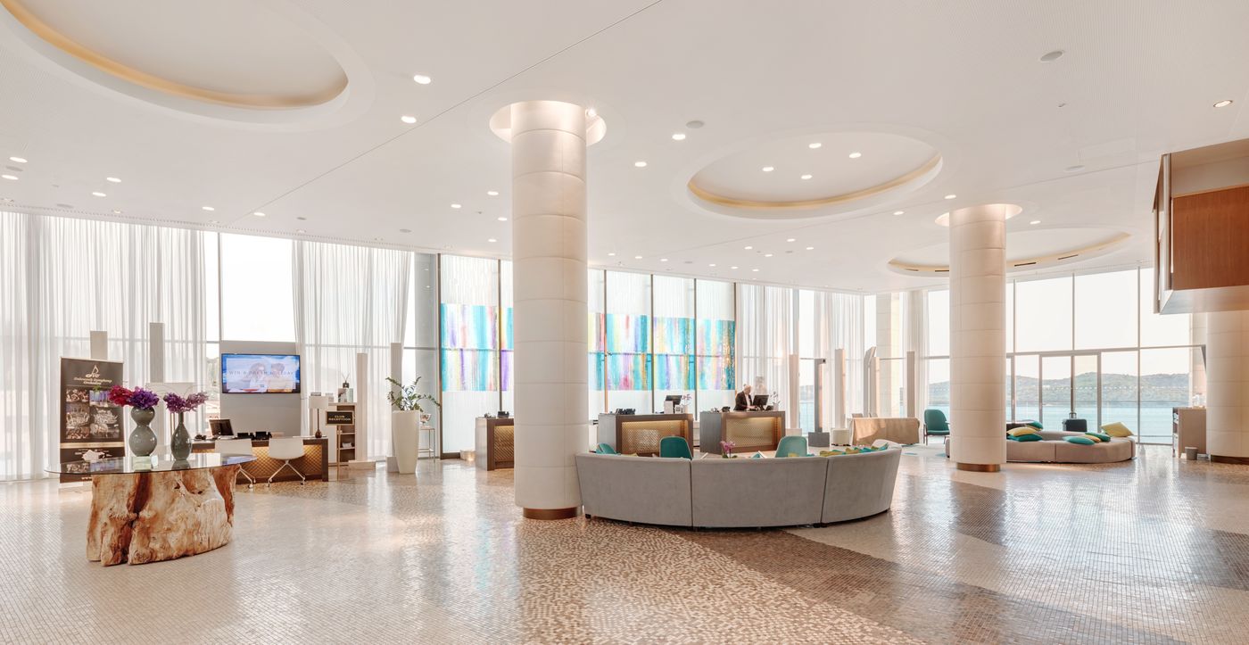 Sun-Gardens-Dubrovnik-Lobby-55