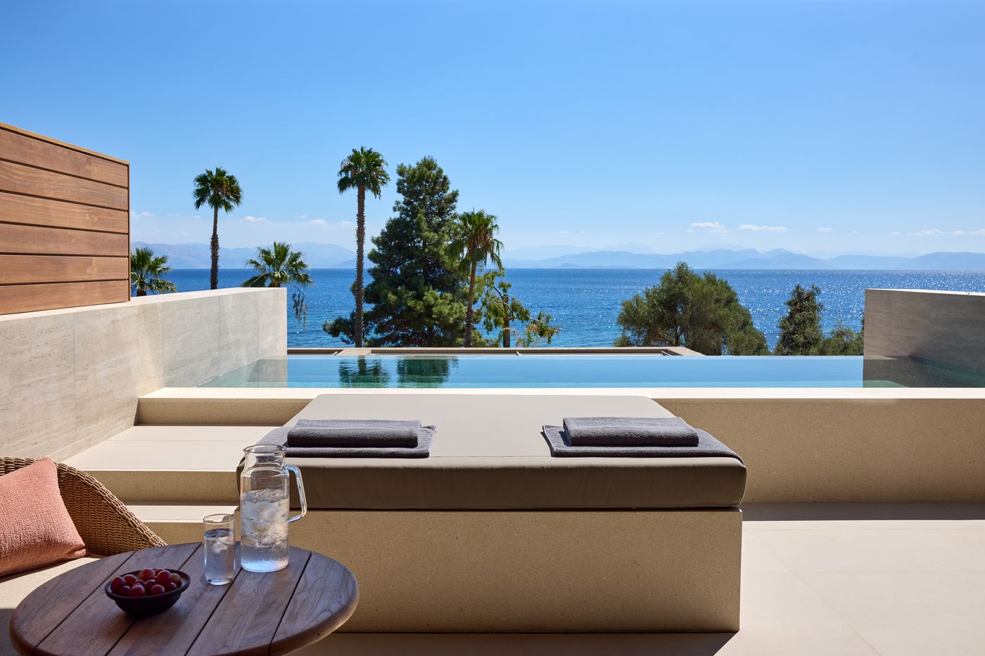 19.08.25 Avali, Mar-Bella Collection