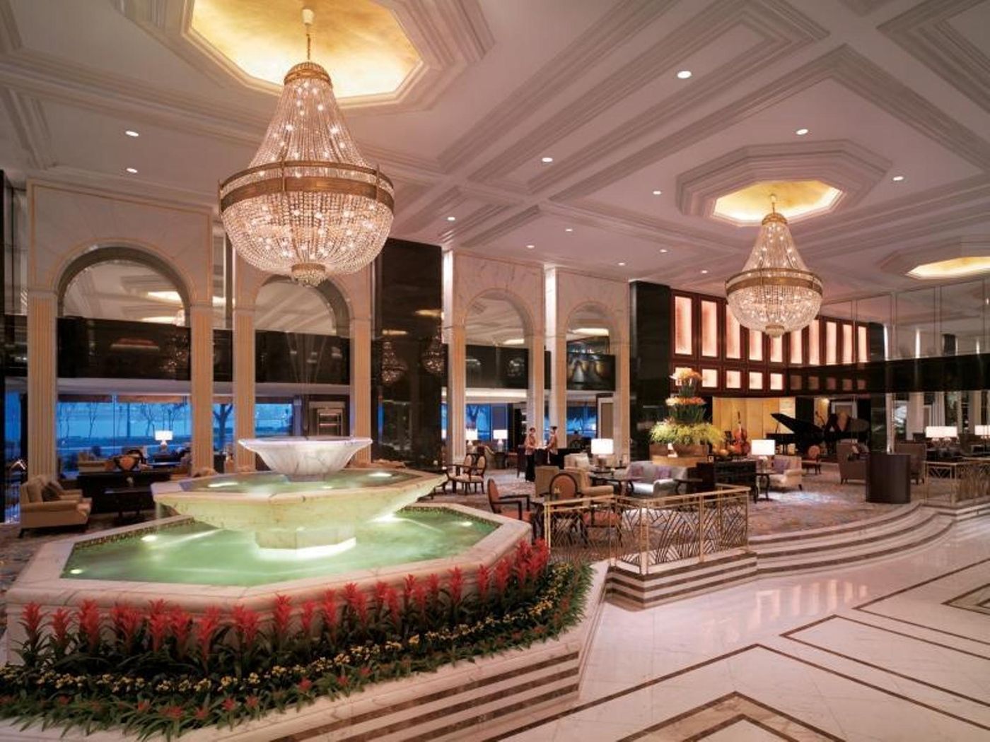 Kowloon-Shangri-La-Hong-Kong-Lobby-12