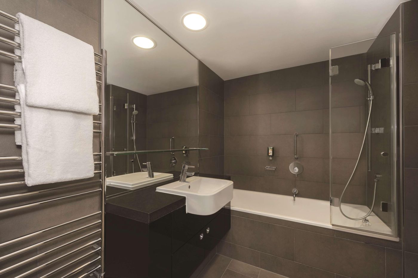 Adina-Apartment-Hackescher-Markt-Room-50